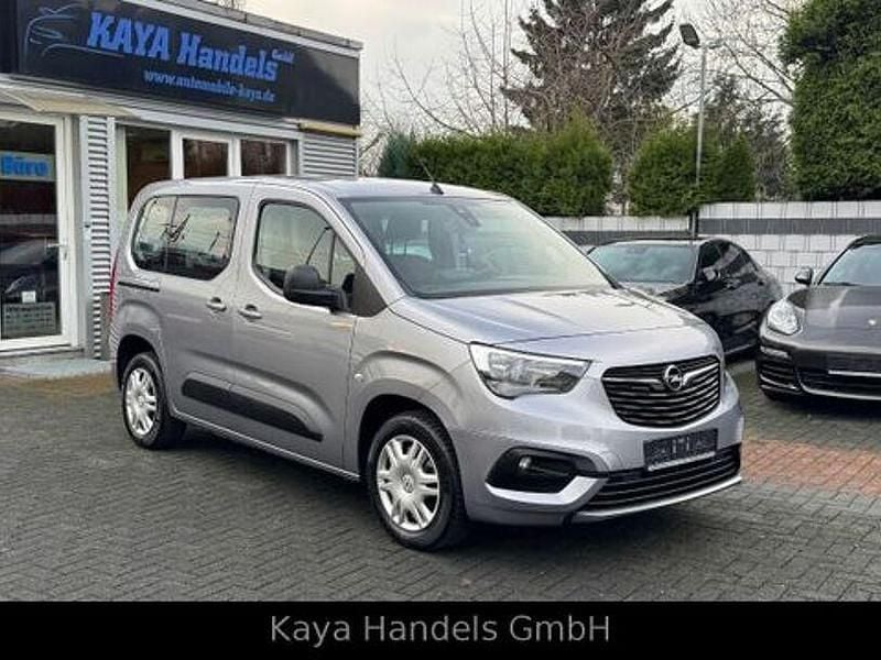 Grau Gebraucht 2022 Opel Combo Life Edition Van / Kleinbus | 9.999 € (Fairer Preis) - Bild 1/4