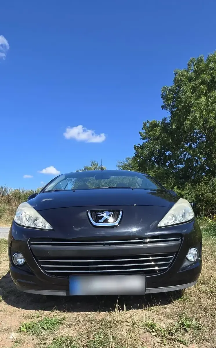 Gebraucht Peugeot 207 CC 120 PS (88 kW) 2010 Schwarz Cabrio