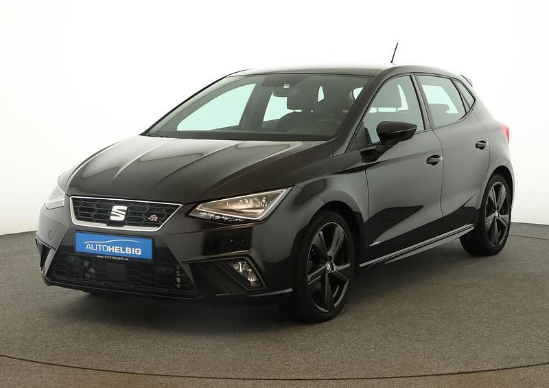 Mitternachtsschwarz Gebraucht 2021 Seat Ibiza Black Edition SUV | 16.580 € (Etwas zu teuer) - Bild 1/4