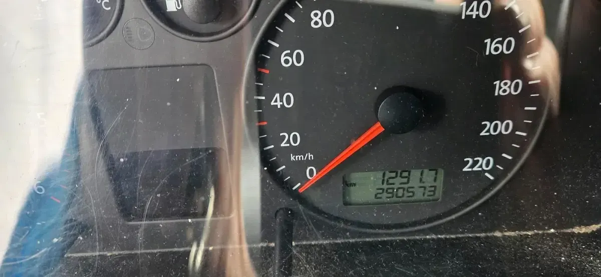 Gebraucht VW Transporter 130 PS (95 kW) 2004 Silber Van