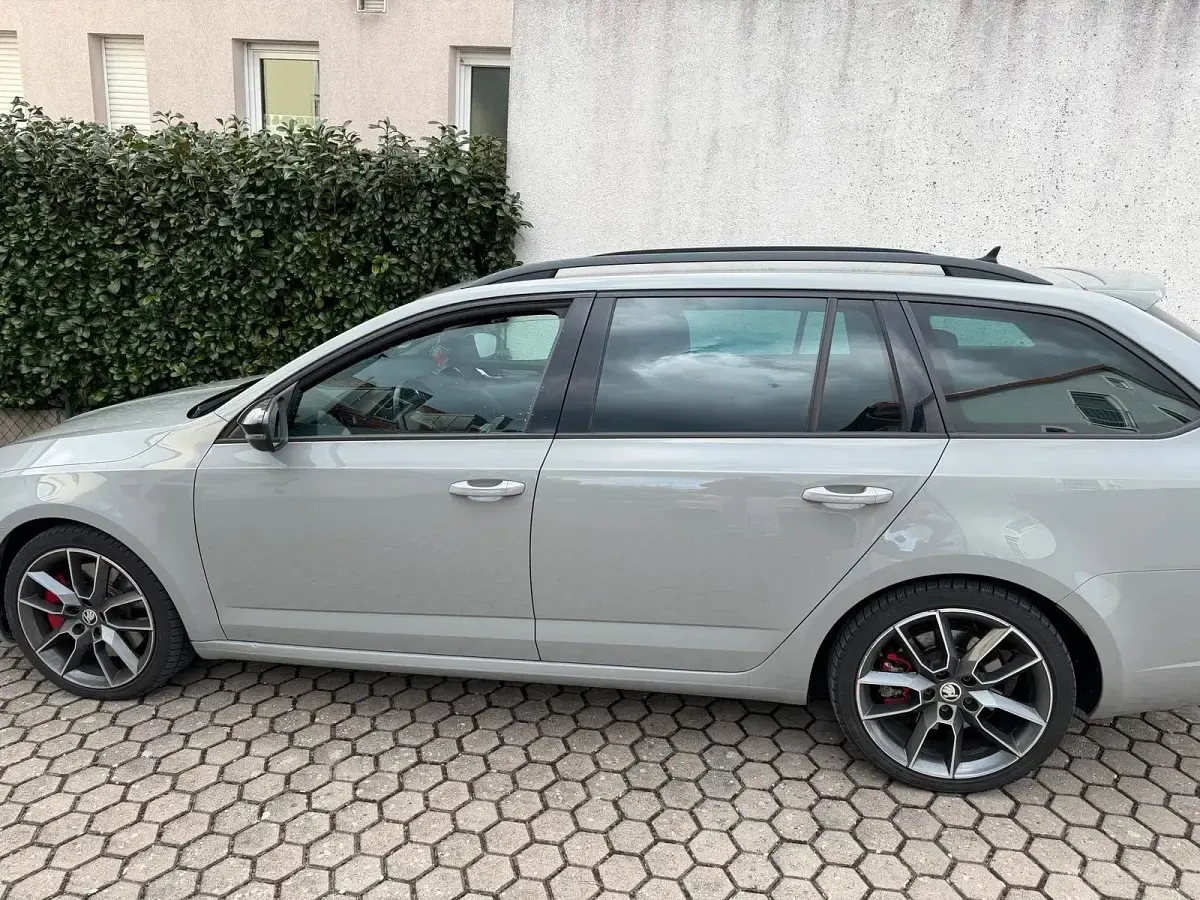 Gebraucht Skoda Octavia RS 245 PS (180 kW) 2019 Grau Kombi