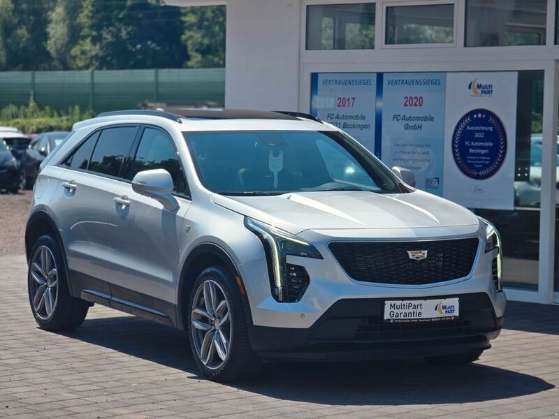 Gebraucht Cadillac XT4 174 PS (127 kW) 2020 Blau SUV