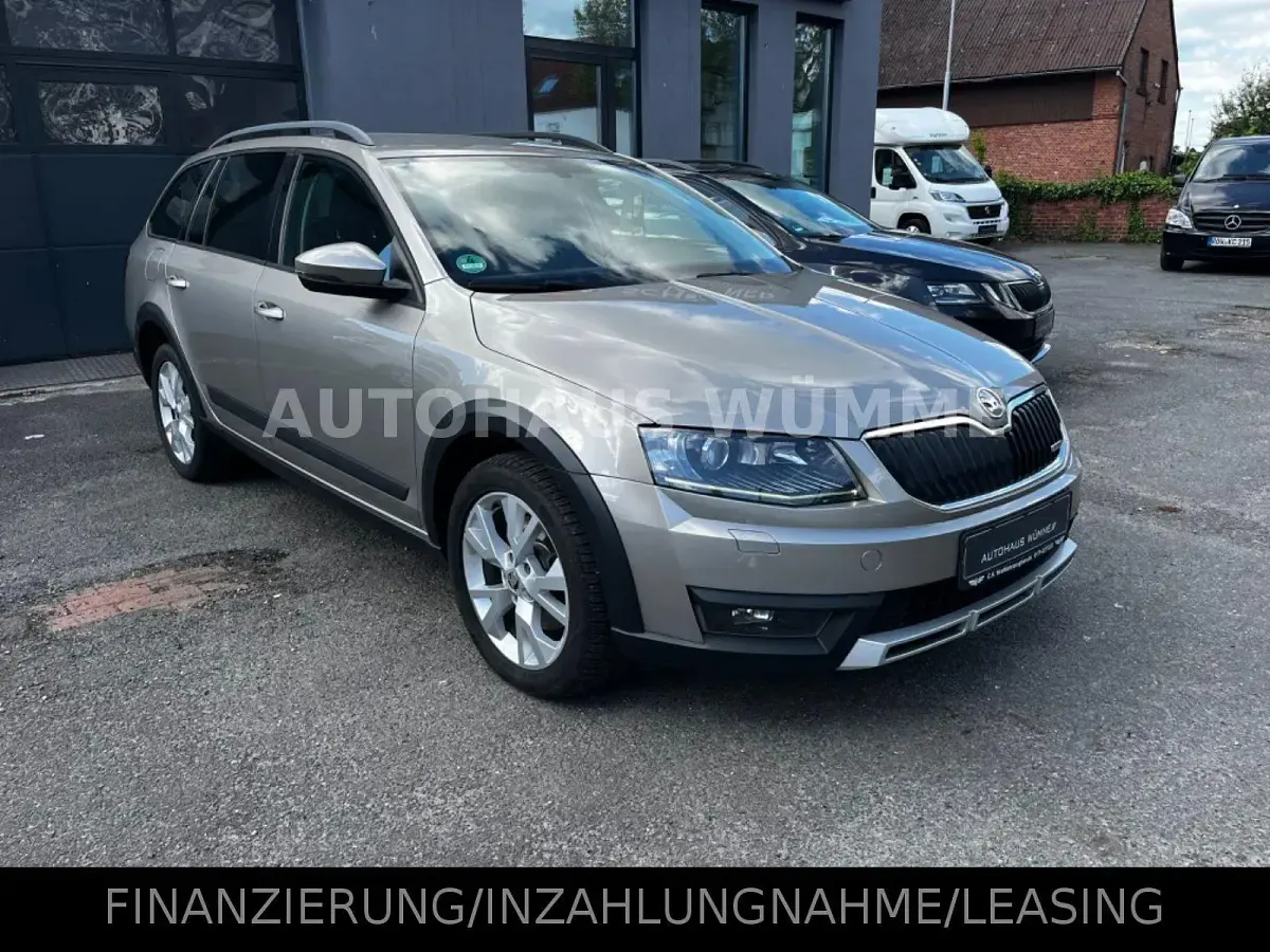 Gebraucht Skoda Octavia Scout 184 PS (135 kW) 2014 Beige Kombi