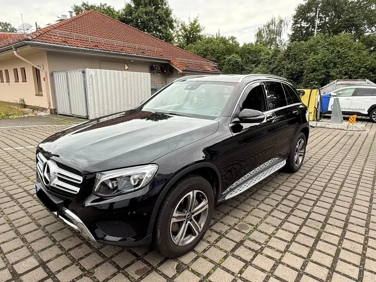 Gebraucht Mercedes GLC220 170 PS (125 kW) 2017 Schwarz SUV