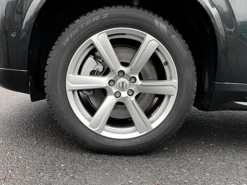 Gebraucht Volvo XC90 Plus 455 PS (334 kW) 2024 Onyx black / metallic SUV