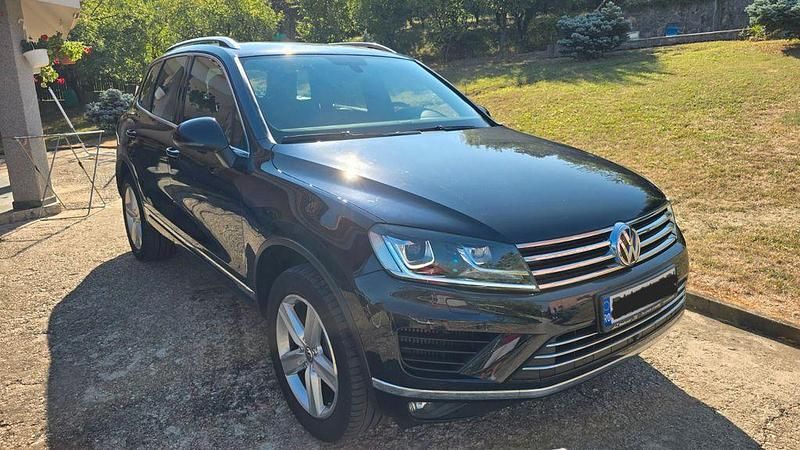 Blau Gebraucht 2015 VW Touareg SUV | 16.400 € (Fairer Preis) - Bild 1/4