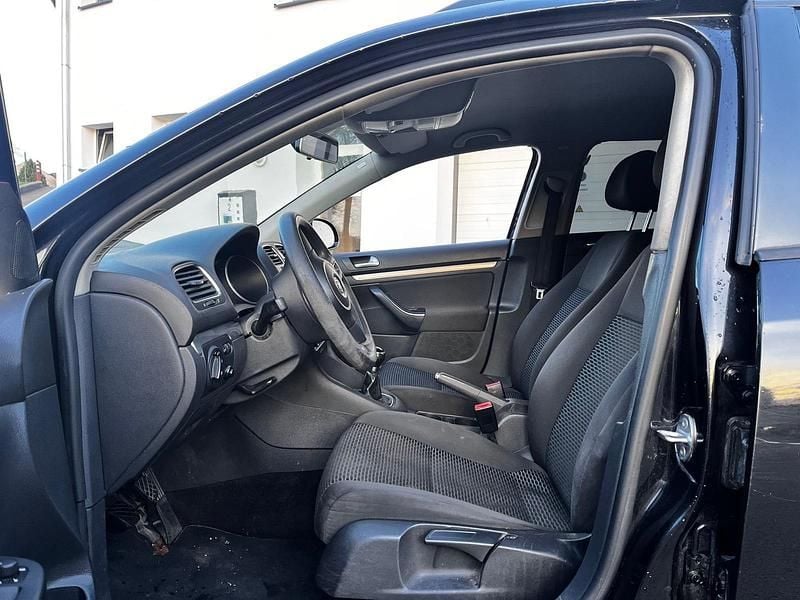 Gebraucht VW Golf VI Trendline 105 PS (77 kW) 2011 Schwarz Kleinwagen