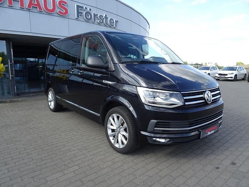 Gebraucht VW Multivan Trendline 150 PS (110 kW) 2018 Schwarz Van
