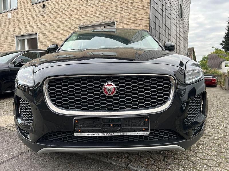 Gebraucht Jaguar E-Pace 179 PS (131 kW) 2020 Narvik/ebony SUV