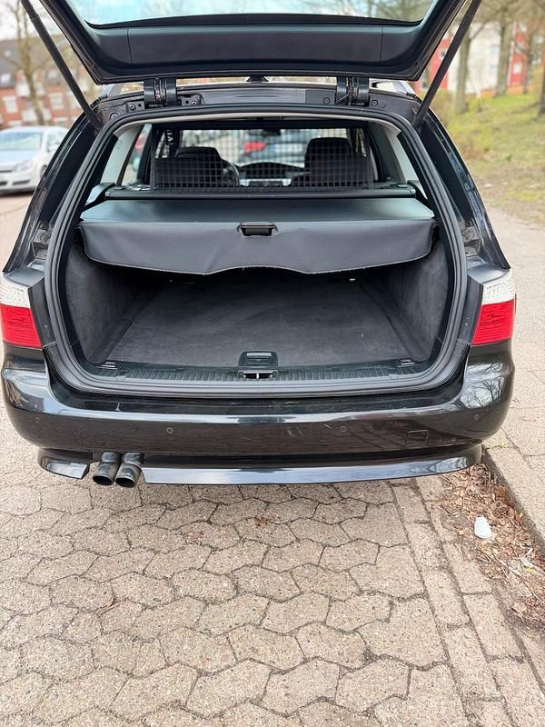Gebraucht BMW 525 197 PS (144 kW) 2009 Kombi