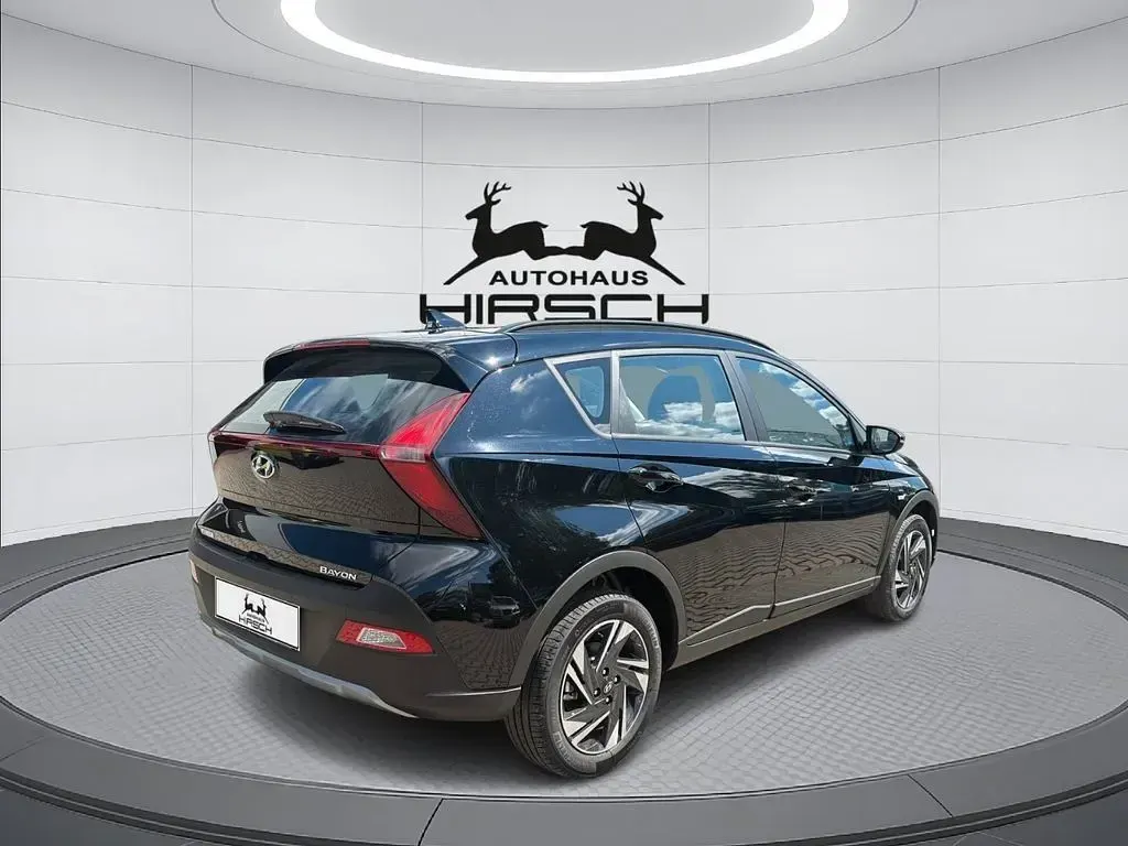 Neu Hyundai Bayon Trend 101 PS (74 kW) 2025 Schwarz SUV