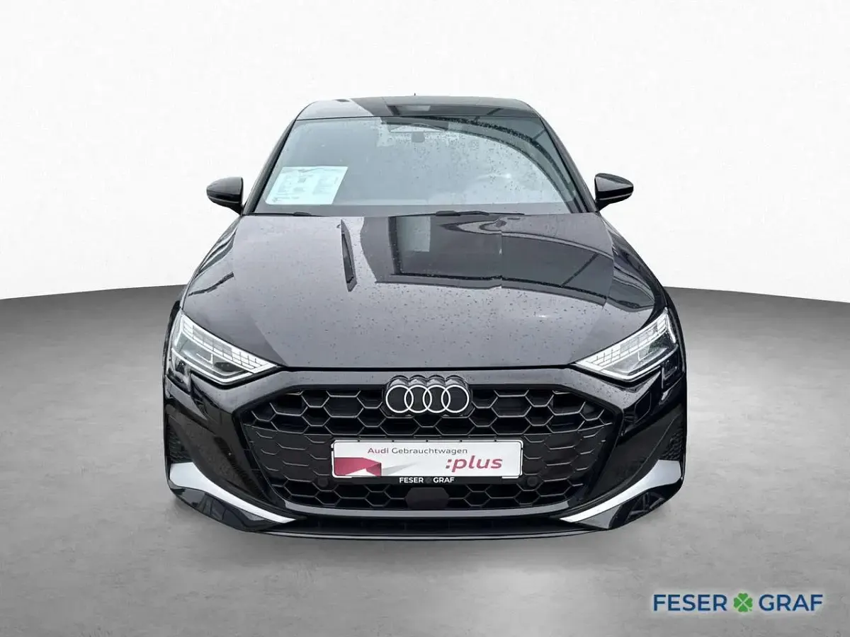 Gebraucht Audi A3 Advanced Plus 150 PS (110 kW) 2025 Mythosschwarz metallic Limousine