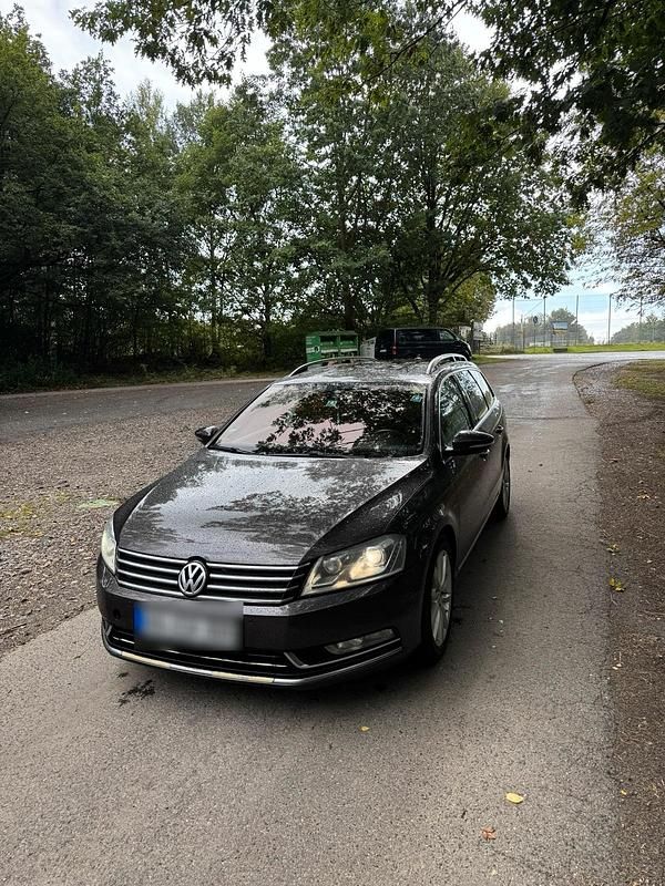 Gebraucht 2014 VW Passat Highline Kombi | 6.490 € (Superpreis) - Bild 1/4
