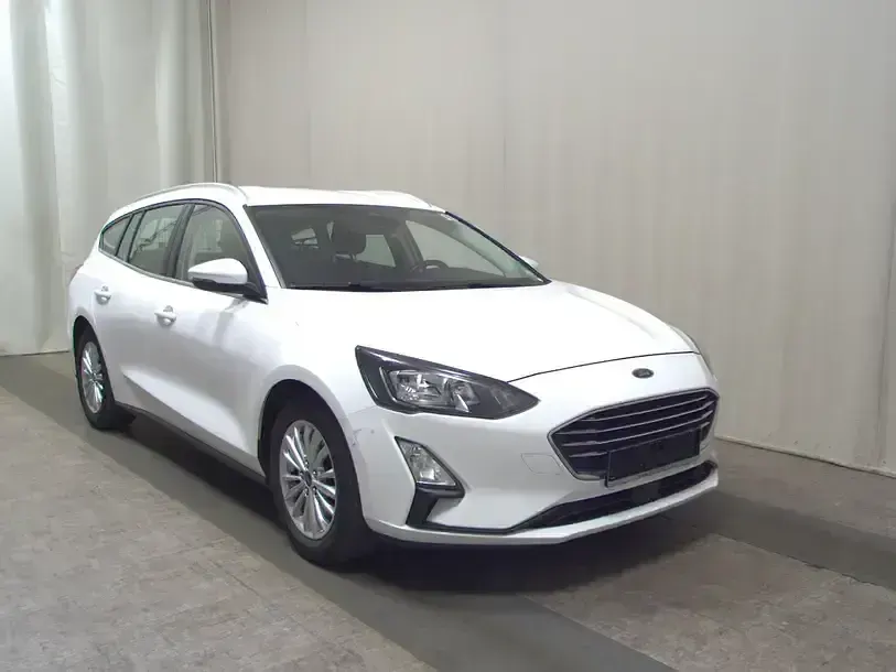 Używany Ford Focus Titanium 120 KM (88 kW) 2021 Biały Kombi