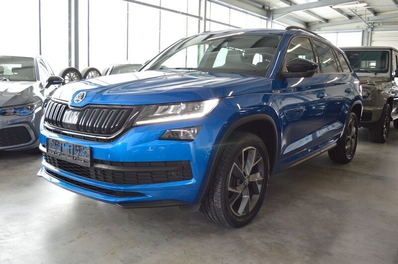 Blau Gebraucht 2020 Skoda Kodiaq SportLine SUV | 29.990 € (Teuer) - Bild 1/4