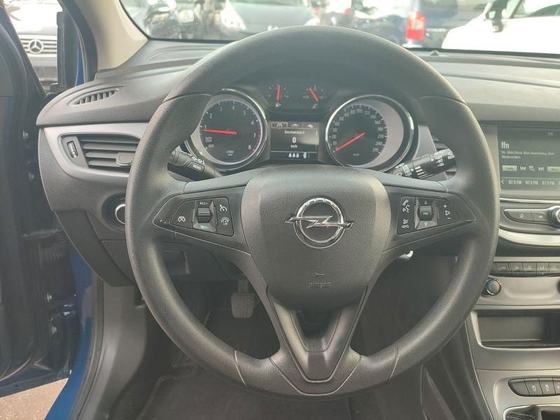 Gebraucht Opel Astra Edition 105 PS (77 kW) 2019 Blau Kombi