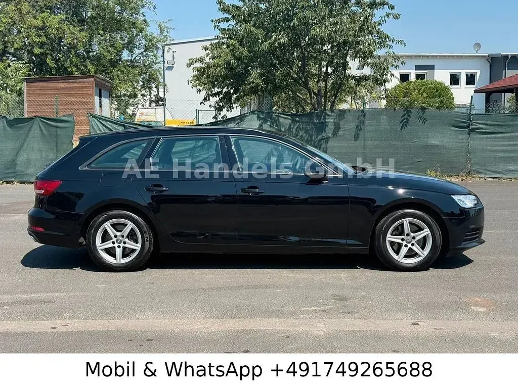 Gebraucht Audi A4 150 PS (110 kW) 2019 Brillantschwarz Kombi