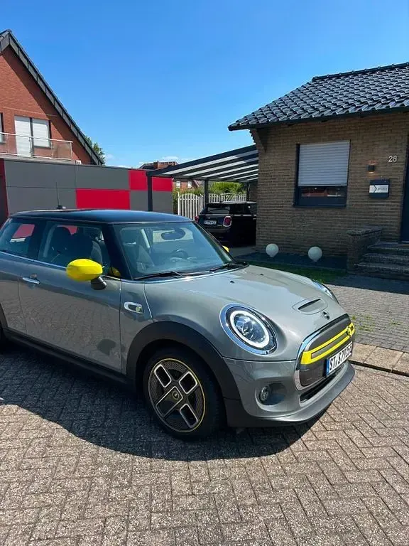 Gebraucht Mini Cooper SE 135 kW (184 PS) 2020 Grau Kleinwagen
