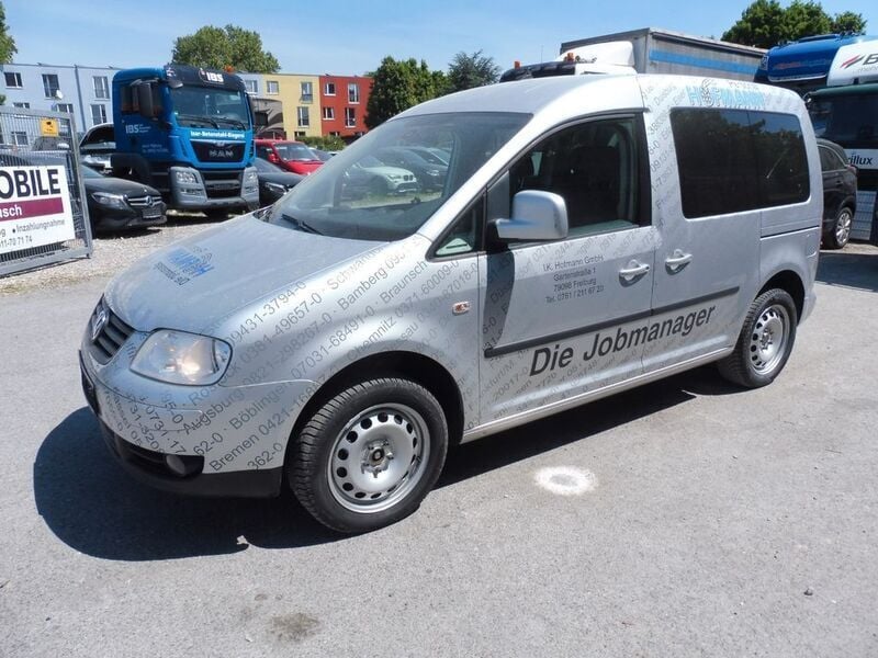 Gebraucht VW Caddy Team 140 PS (102 kW) 2010 Silber Van / Kleinbus