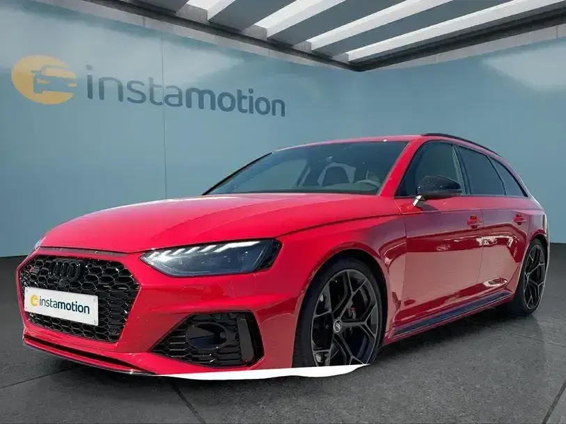 Używany Audi RS4 450 KM (330 kW) 2024 Czerwony Kombi