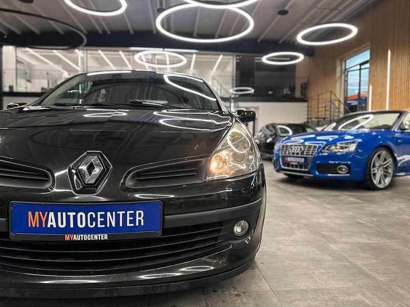 Gebraucht Renault Clio III Dynamique 101 PS (74 kW) 2008 Schwarz Limousine