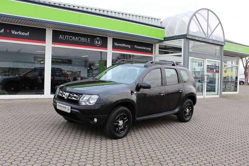 Braun Gebraucht 2017 Dacia Duster Lauréate SUV | 13.499 € (Fairer Preis) - Bild 1/4