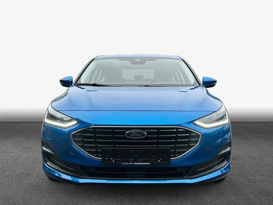 Gebraucht Ford Focus Titanium 125 PS (91 kW) 2023 Blau Limousine