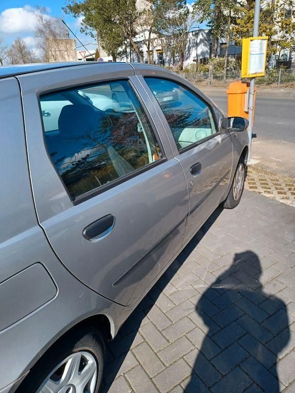 Gebraucht Fiat Punto Dynamic 60 PS (44 kW) 2003 Silber Kleinwagen