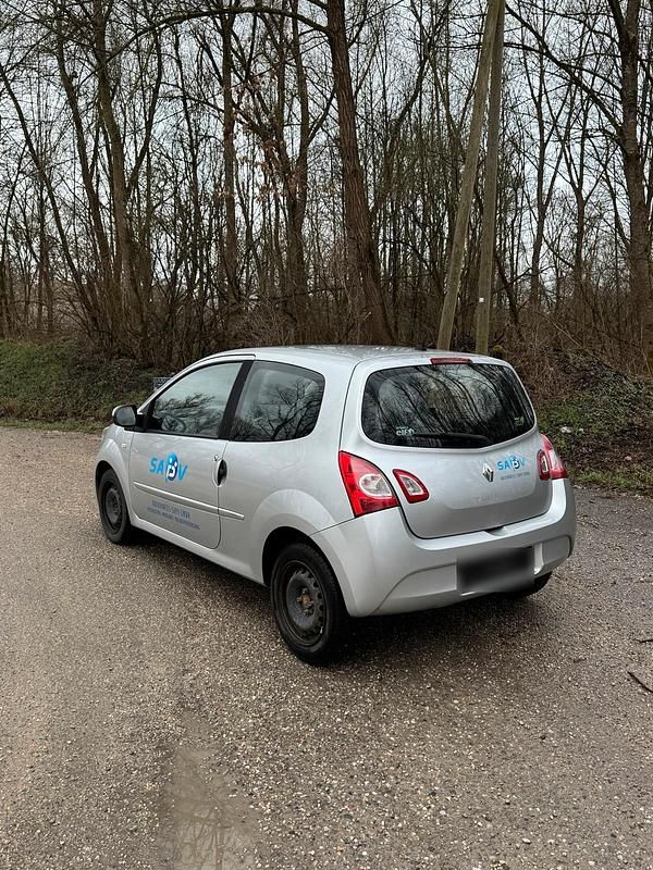 Gebraucht Renault Twingo 75 PS (55 kW) 2013 Silber Kleinwagen