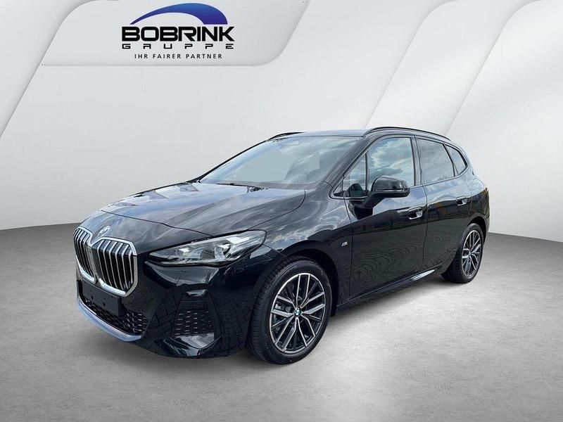 Schwarz Neu 2025 BMW 218 Active Tourer Efficient Dynamics Van / Kleinbus | 42.130 € - Bild 1/4