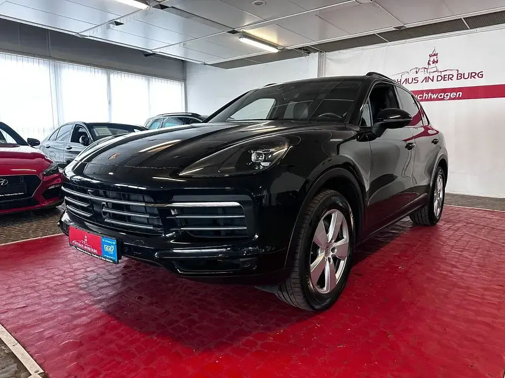 Gebraucht Porsche Cayenne 340 PS (250 kW) 2019 Tiefschwarzmetallic SUV