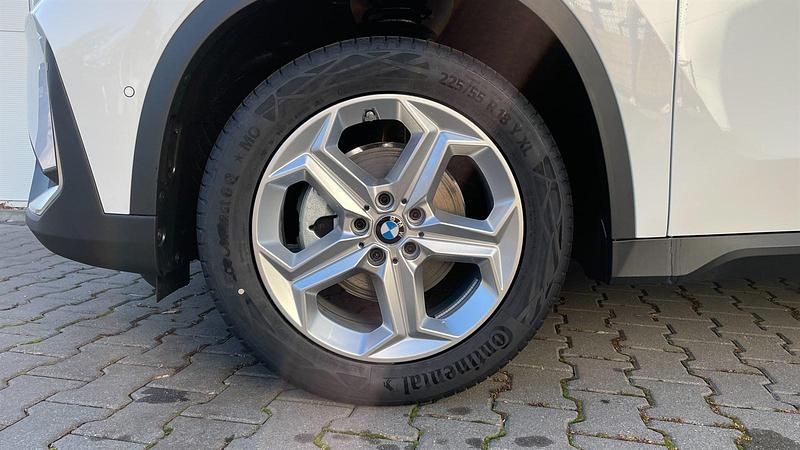 Neu BMW X1 Efficient Dynamics 136 PS (100 kW) 2025 Alpinweiß uni SUV