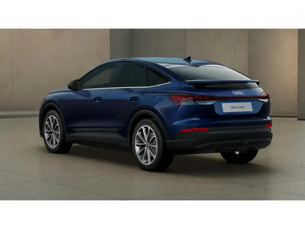 Second-hand Audi Q4 e-tron 210 kW (286 CP) 2024 SUV