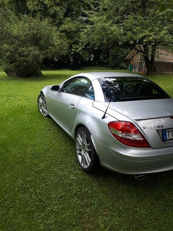 Grau Gebraucht 2008 Mercedes SLK280 Cabrio | 15.100 € (Fairer Preis) - Bild 1/4