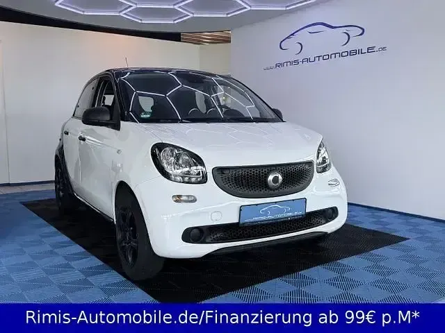 Używany Smart ForFour Passion 77 KM (56 kW) 2015 Czarny Hatchback