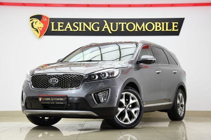 Grau Gebraucht 2015 Kia Sorento Platinum Edition SUV | 15.500 € (Fairer Preis) - Bild 1/4