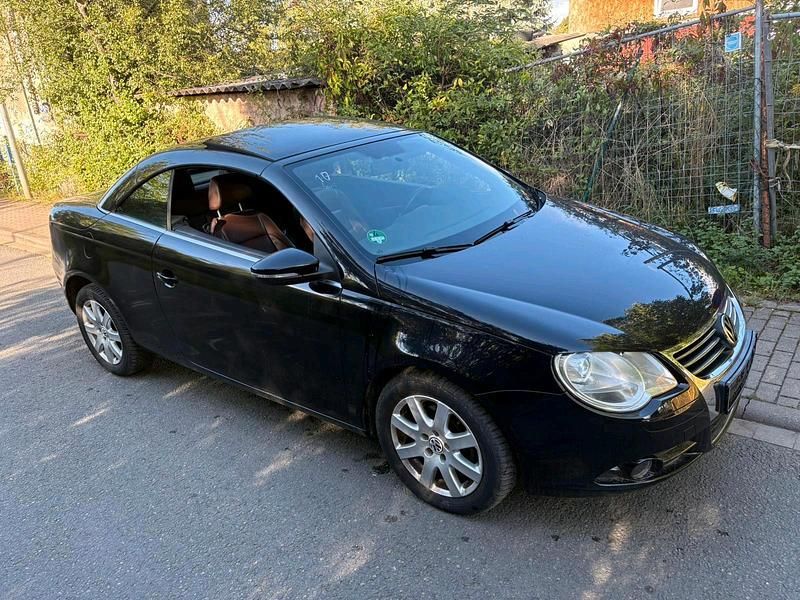 Schwarz Gebraucht 2009 VW Eos Cabrio | 2.000 € - Bild 1/4
