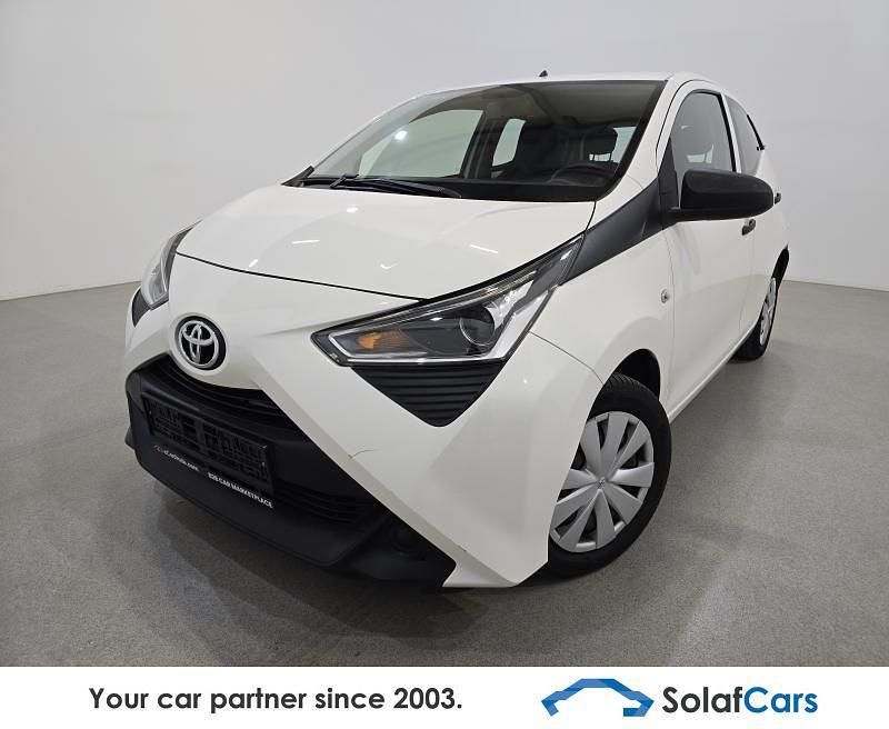 Weiß Gebraucht 2018 Toyota Aygo Kleinwagen | 7.623 € (Fairer Preis) - Bild 1/4
