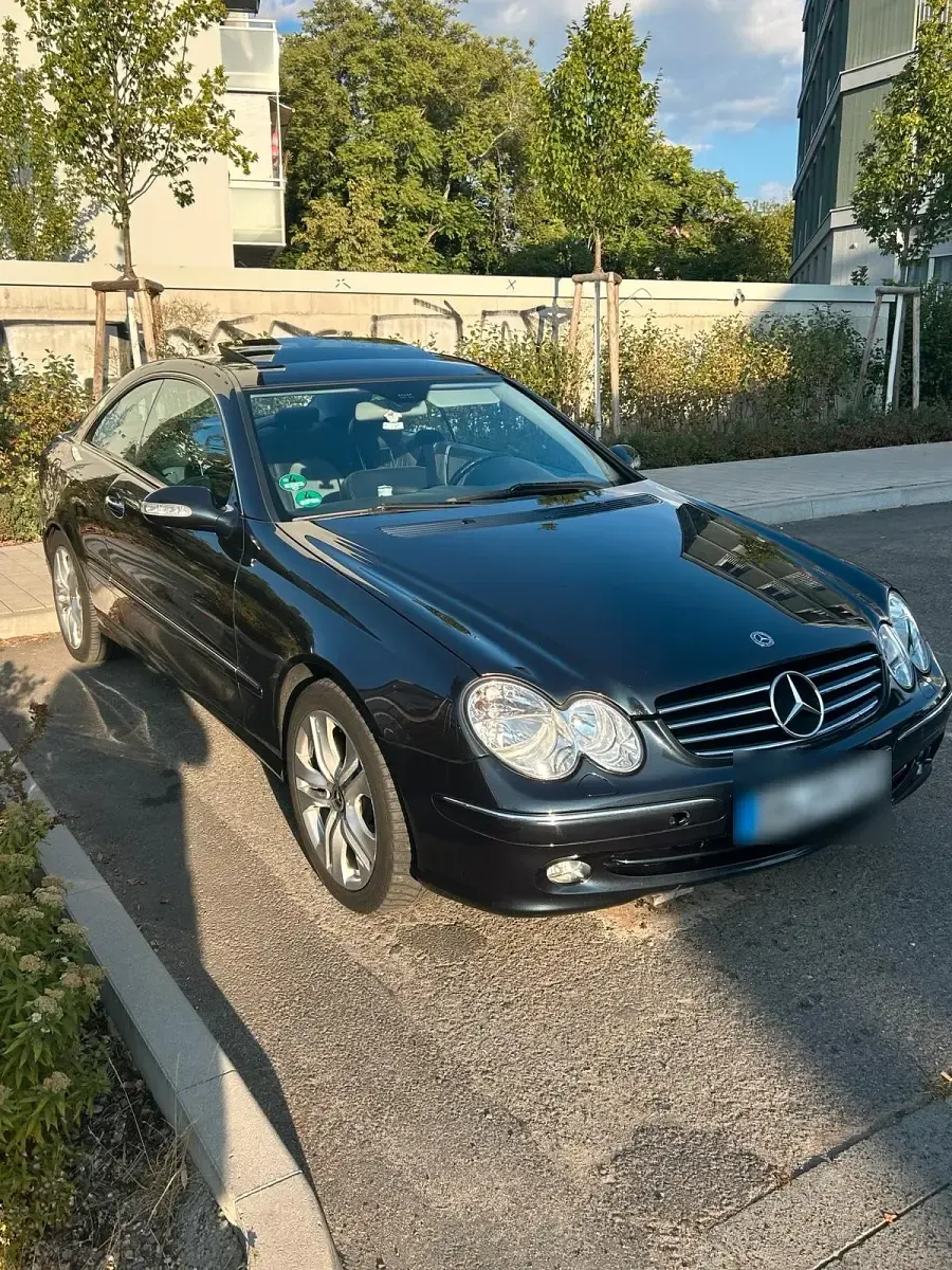 Gebraucht Mercedes CLK320 Avantgarde 218 PS (160 kW) 2002 Schwarz Coupé