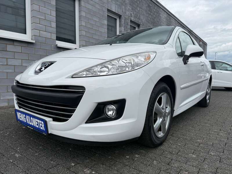 Lack weiss banquise/deckend Gebraucht 2011 Peugeot 207 Style Kleinwagen | 4.500 € (Fairer Preis) - Bild 1/4