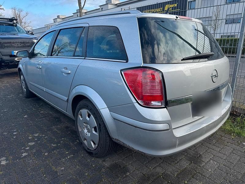 Gebraucht Opel Astra 77 PS (56 kW) 2005 Silber Kombi