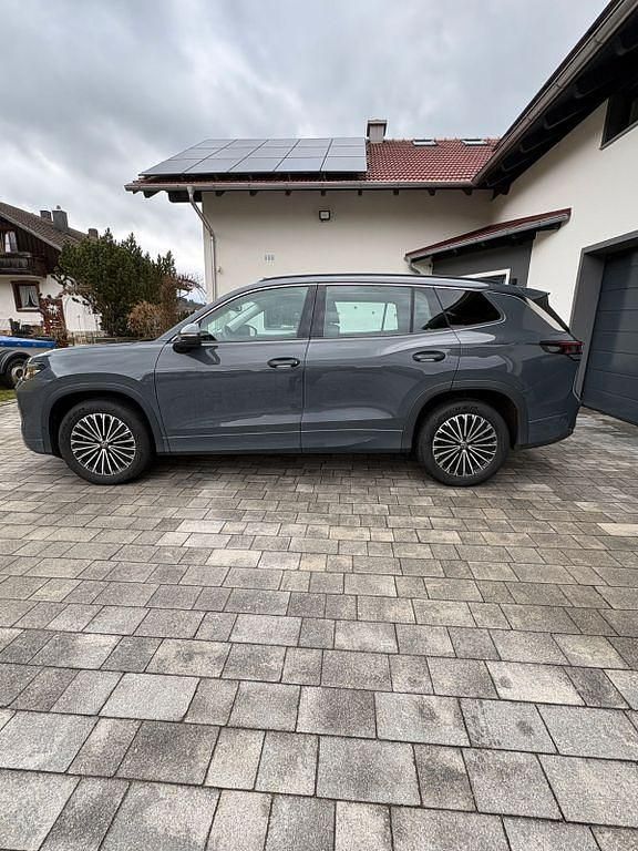 Gebraucht VW Tayron Life 204 PS (150 kW) 2025 Grau SUV
