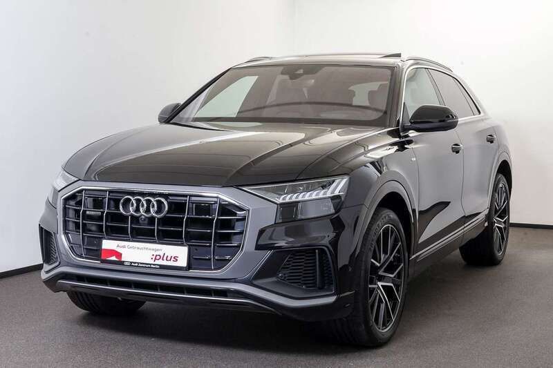 Gebraucht Audi Q8 Ambiente 286 PS (210 kW) 2020 Orcaschwarz metallic SUV