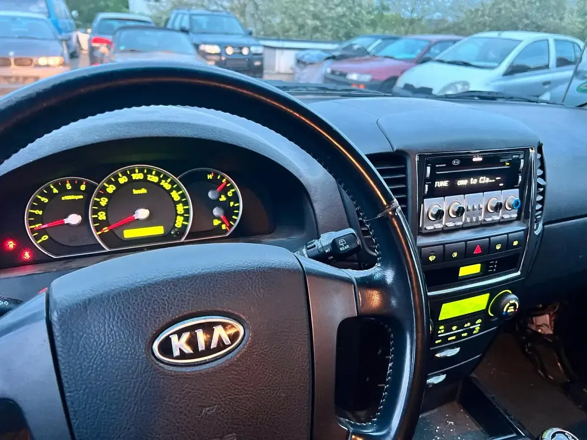 Gebraucht Kia Sorento 170 PS (125 kW) 2007 Schwarz SUV