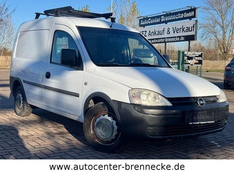 Weiß Gebraucht 2003 Opel Combo | 1.950 € (Fairer Preis) - Bild 1/4
