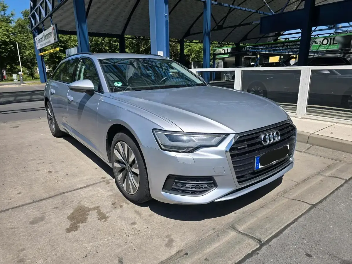 Gebraucht Audi A6 Ambiente 2022 Silber Kombi