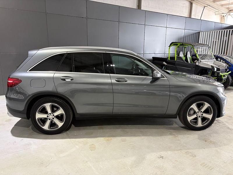 Gebraucht Mercedes GLC220 170 PS (125 kW) 2016 Grau SUV