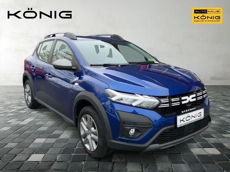 Gebraucht Dacia Sandero Expression 91 PS (66 kW) 2023 Ironblau Limousine