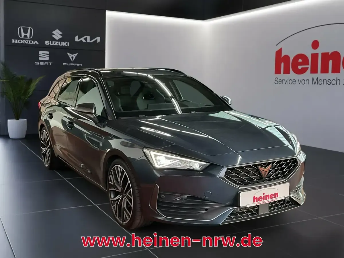 Usata Cupra Leon VZ 245 CV (180 kW) 2023 Grigio Berlina
