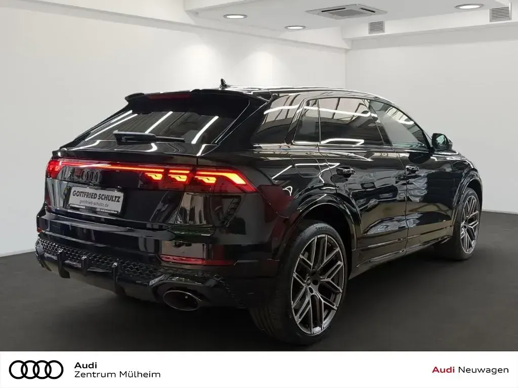 Neu Audi RS Q8 Performance 640 PS (470 kW) 2026 Schwarz SUV